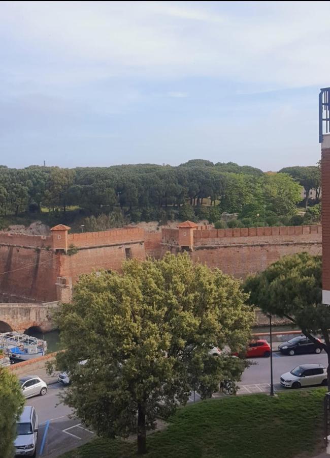 Appartamento La Fortezza Livorno Exteriör bild